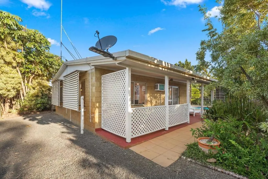 Relaxed Urangan Living At The Poolside Bungalow-1