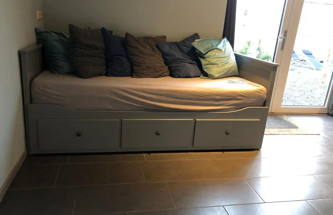 B&B Typisch Lelies-1