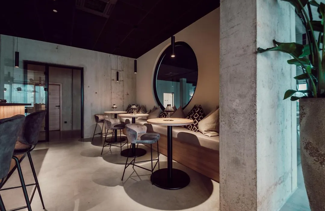 ADEBAR Stadthotel-1