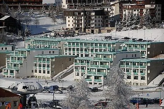 villaggio olimpico-1