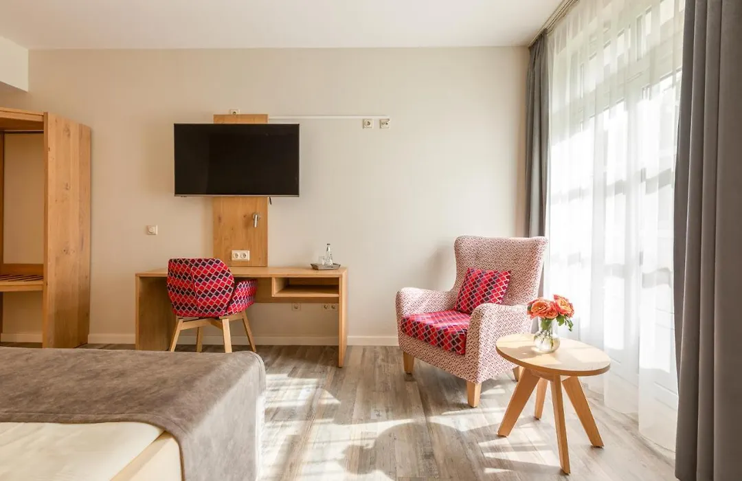 Hotel Waldesrand-1