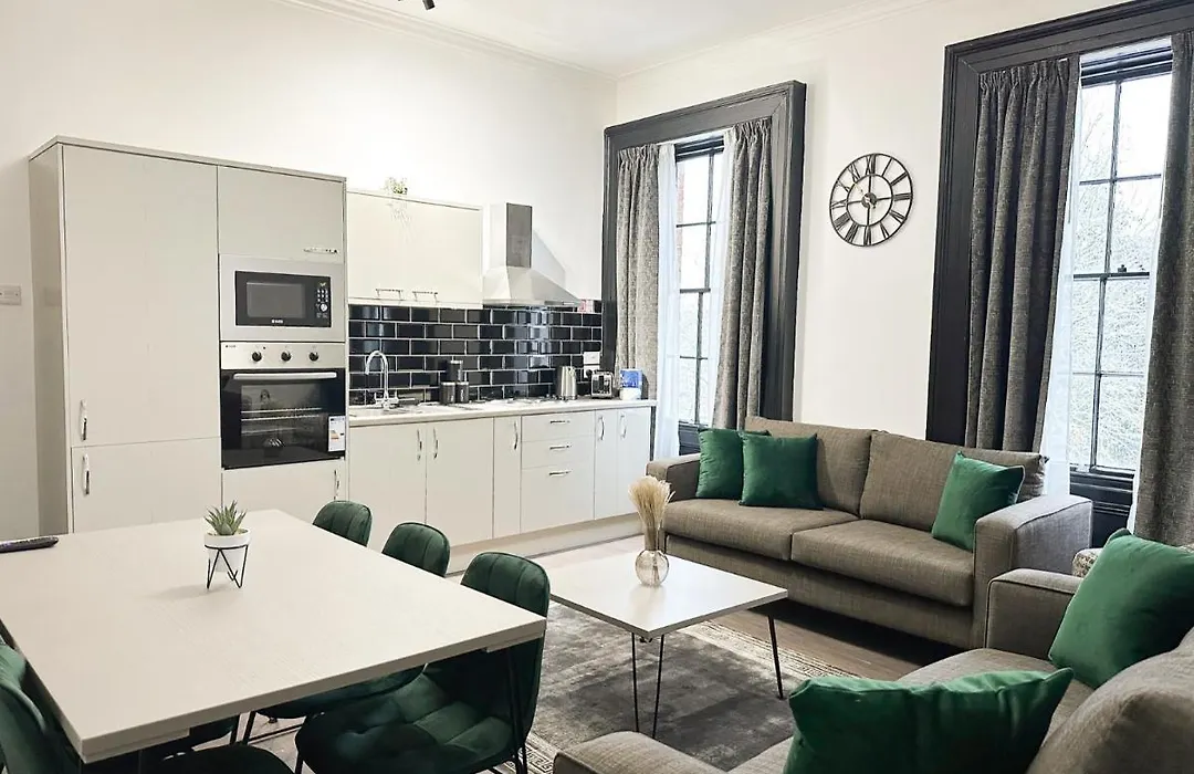 Mulberry Aparthotel-1