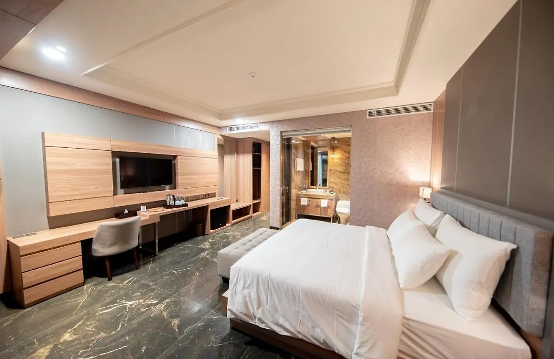 Taman Prakerti Bhuana Hotel-1