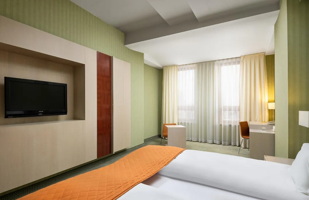 Hotel Golden Tulip Ana Tower Sibiu-1