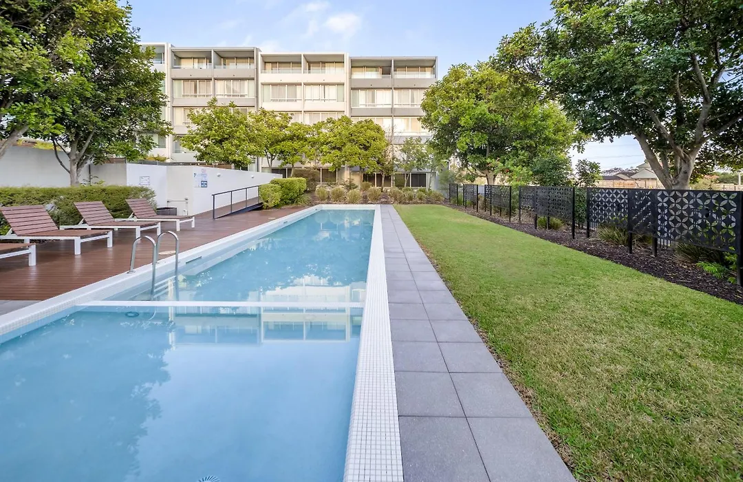 Oaks Nelson Bay Lure Suites-1