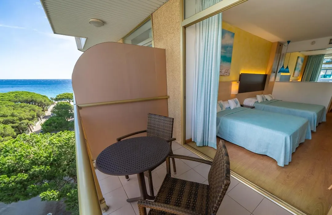 Hotel Blaumar-1