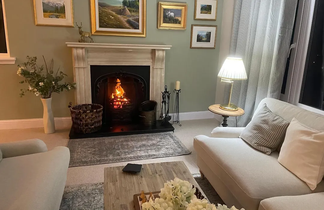 Castlecroft Bed And Breakfast-1