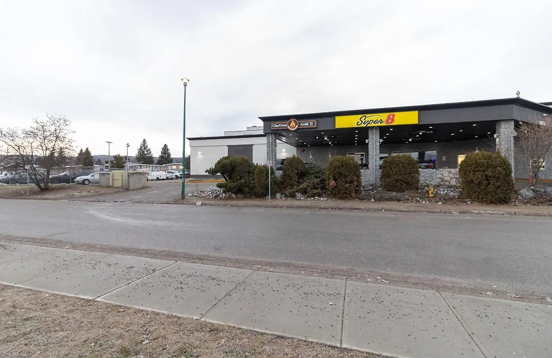 Super 8 By Wyndham Prince George-1