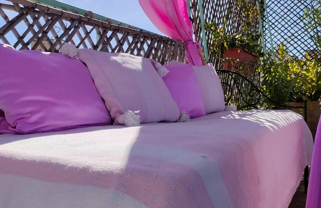 Riad Sanaa Rose-1