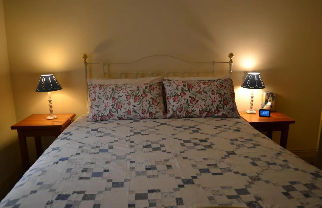 Robe House Heritage Accommodation-1