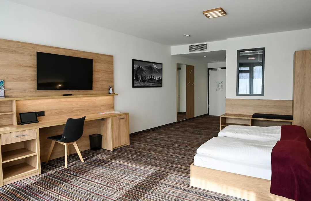 Soloplan City Resort-1