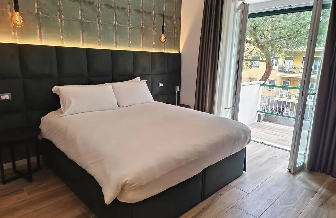 Romi Suite-1