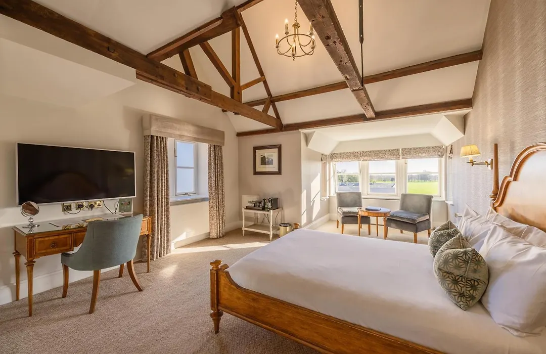 Wivenhoe House Hotel-1