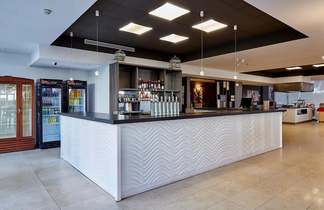 Hotel Surf Mar-1