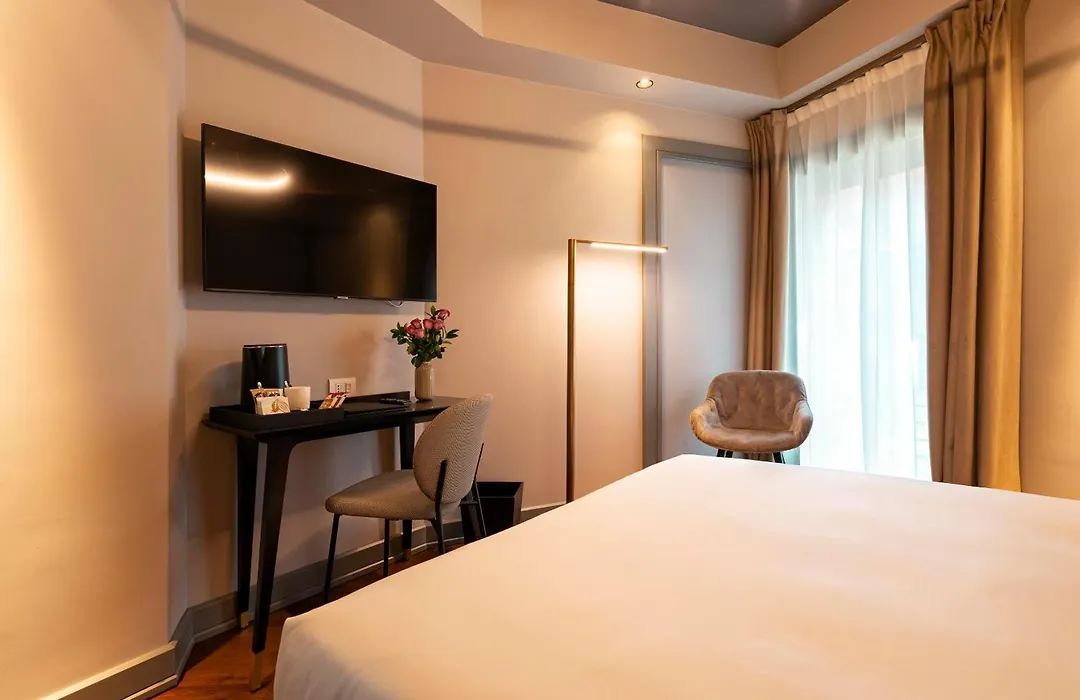 Loly Boutique Hotel Roma-1
