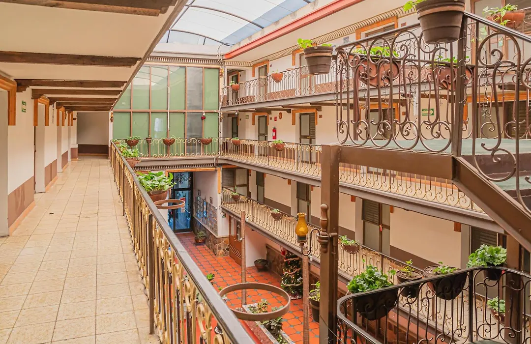 Hotel Zapotlan-1