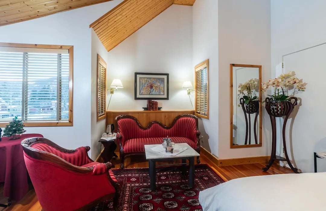 Beaujolais Boutique B&B At Thea'S House- Adults Only-1