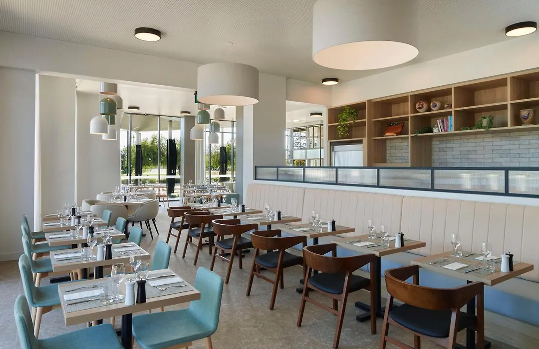 Hilton Garden Inn Busselton-1