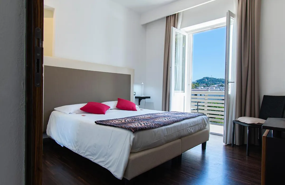 Marina 10 Design Hotel&SPA-1
