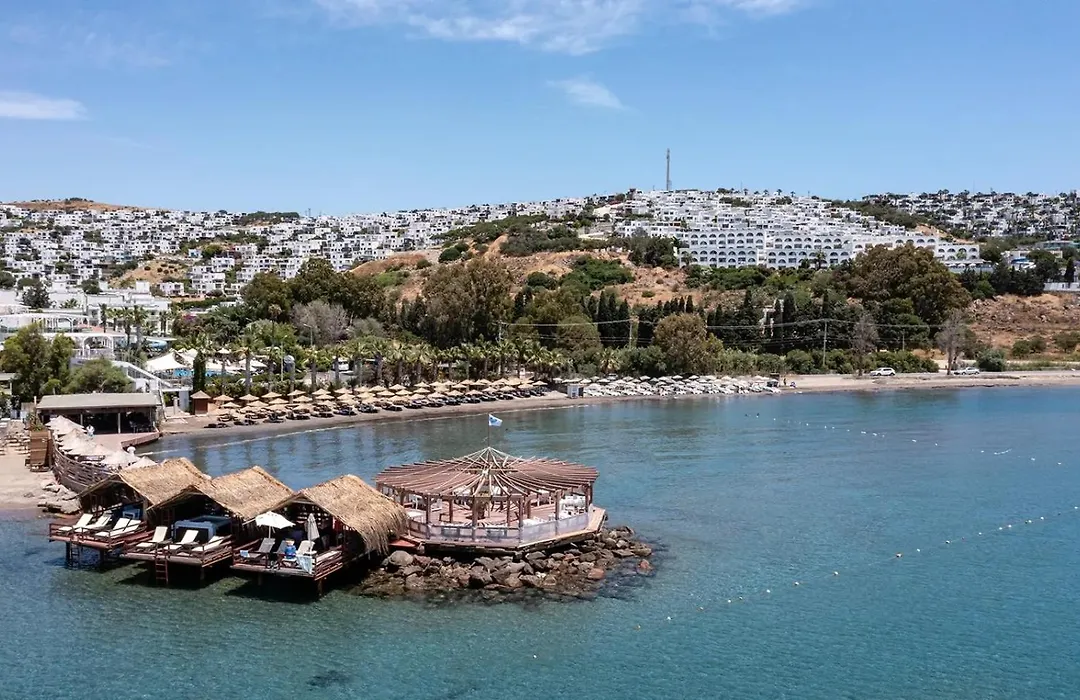 Golden Beach Resort & Spa-1