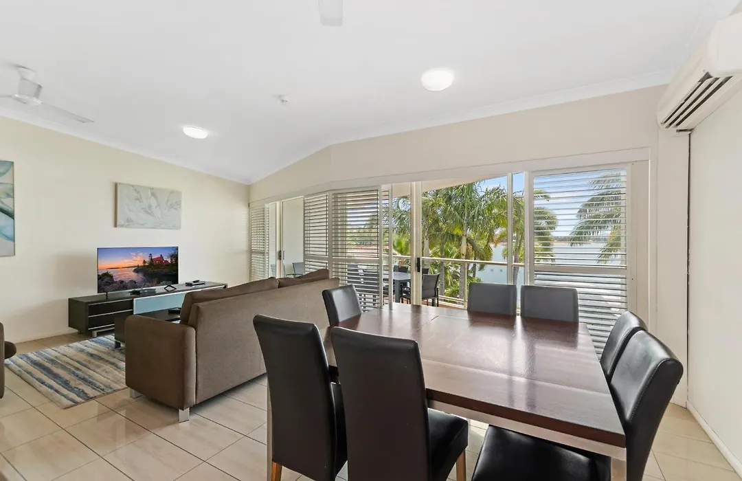 Mariners North Holiday Apartments-1