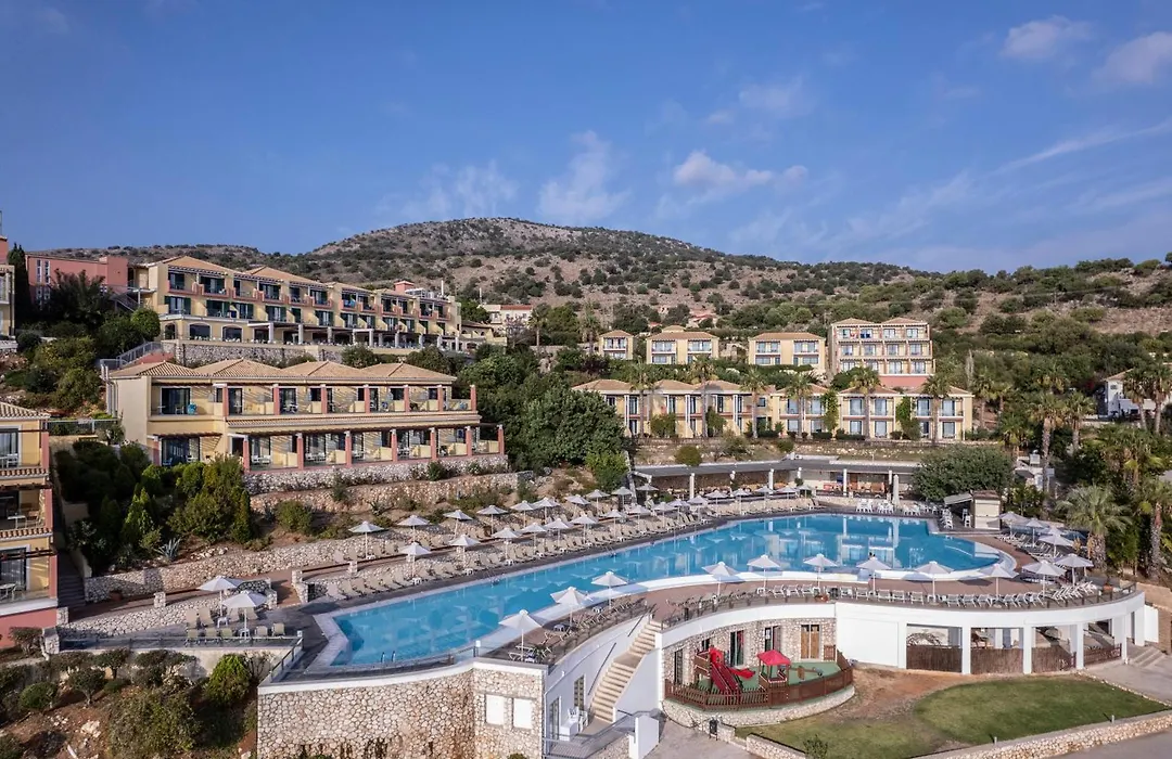 Apostolata Island Resort & Spa-1