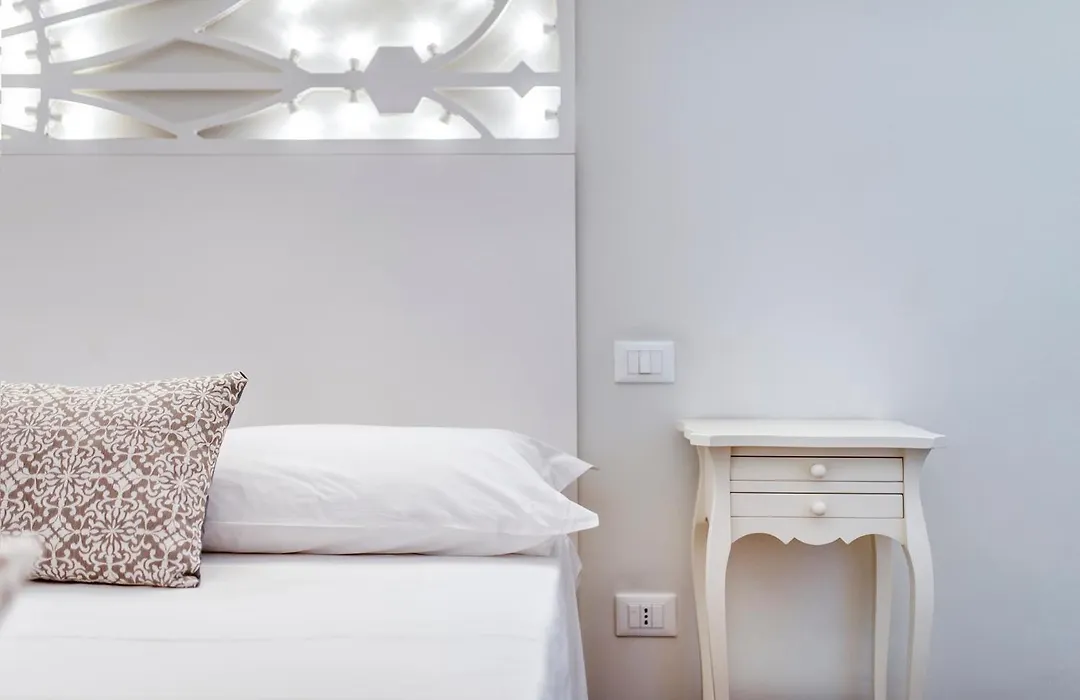 Vittoria Luxury House-1