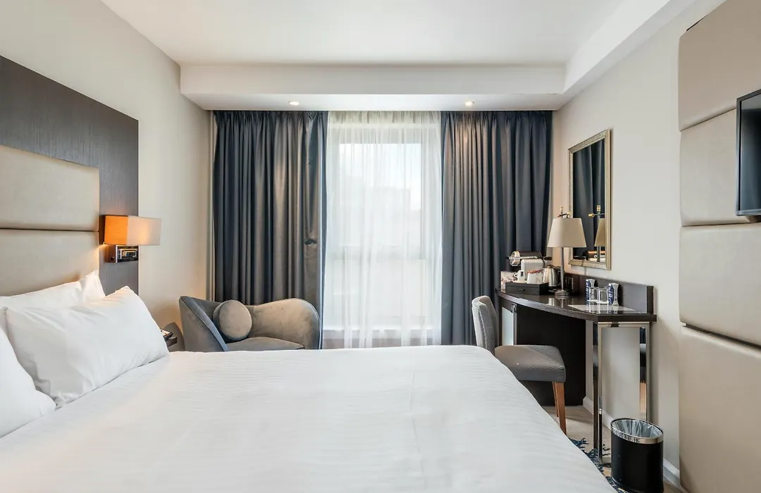 Mercure Edinburgh Haymarket-1