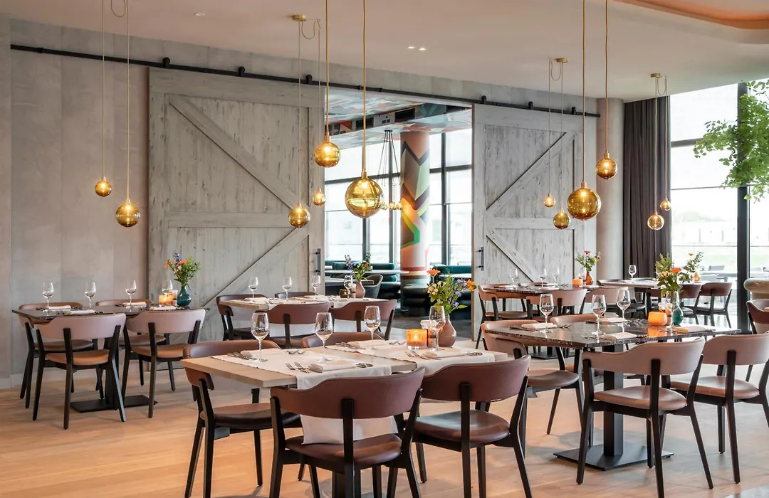 Van Der Valk Hotel Deventer-1