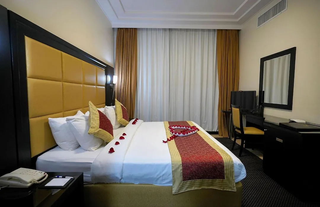 Royal Beach Hotel&Resort-1