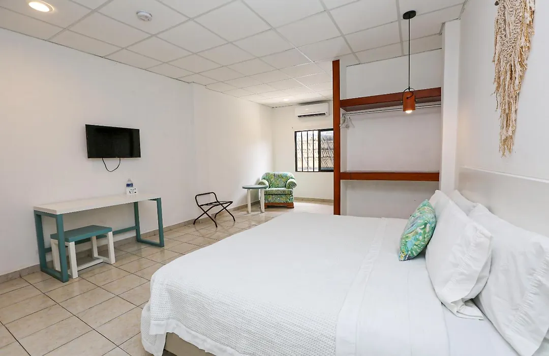 Hotel&Suites Arges - Centro Chetumal-1