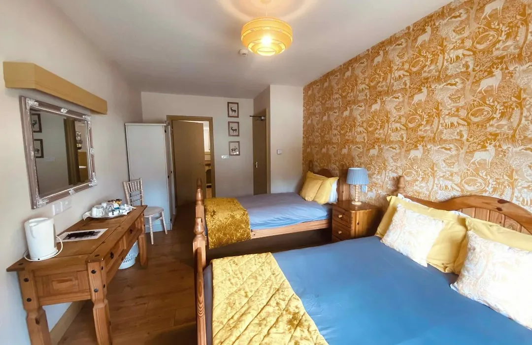 Dulrush Lodge Guest House, Restaurant And Self-Catering-1