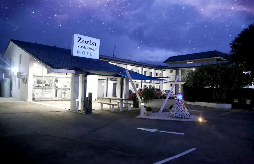 Zorba Waterfront Motel-1