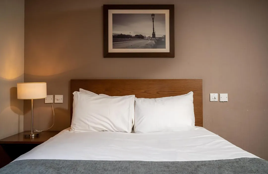 Wellington Hotel By Greene King Inns-1