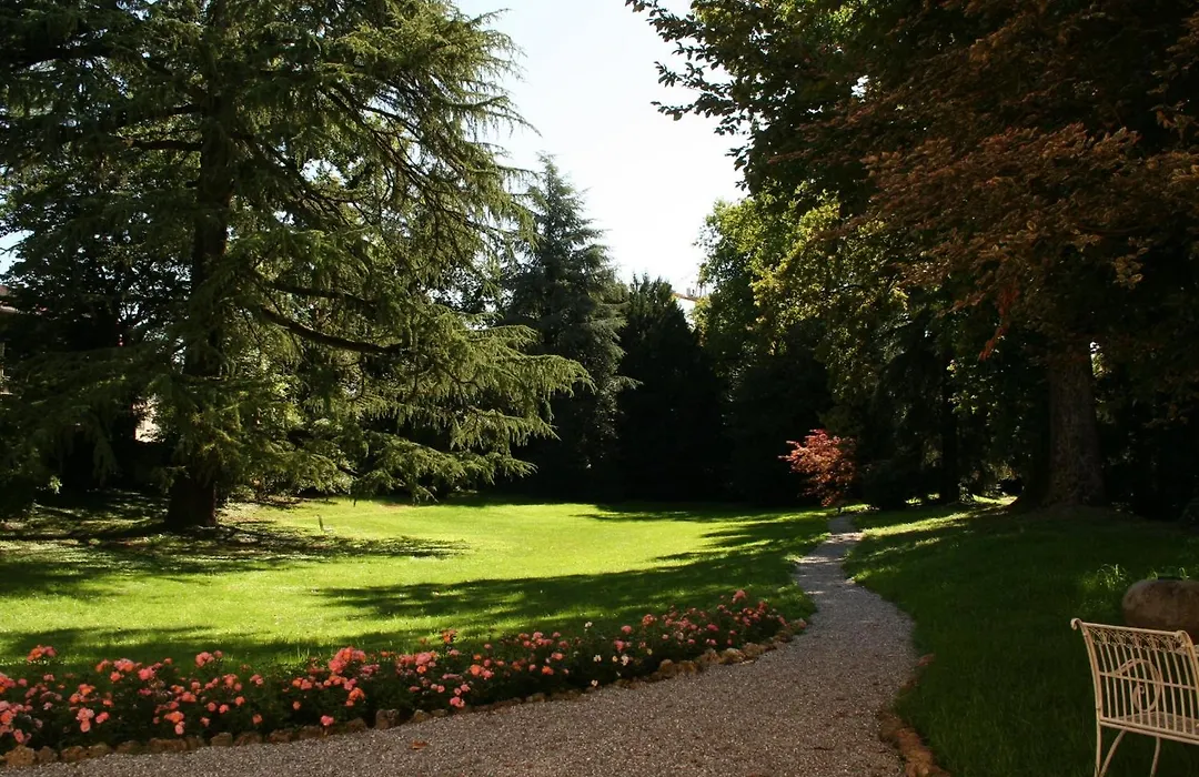 Villa Galimberti Maison De Charme-1