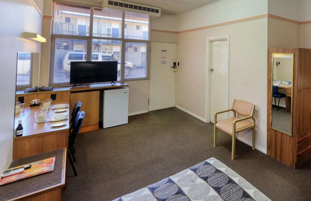 Comfort Inn Crystal Broken Hill-1