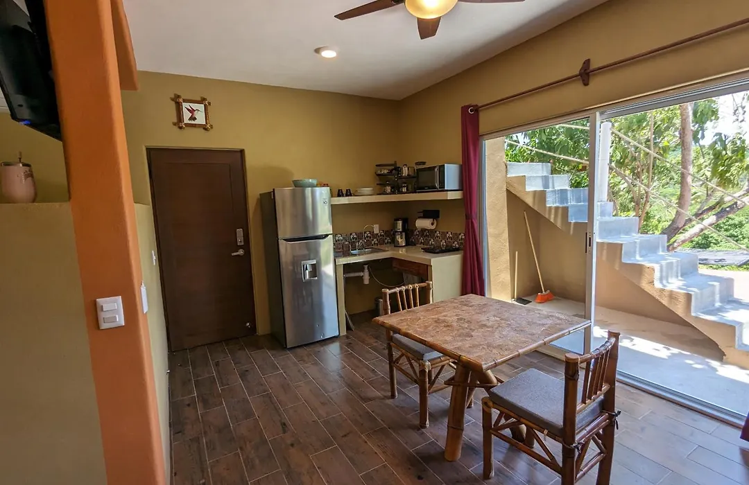 Casa Arcoiris Zihuatanejo B&B-1