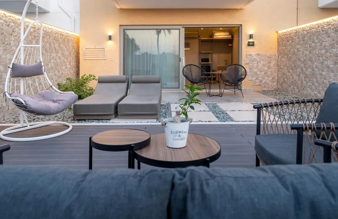 Golden Star Hotel - Adults Only (+16)-1