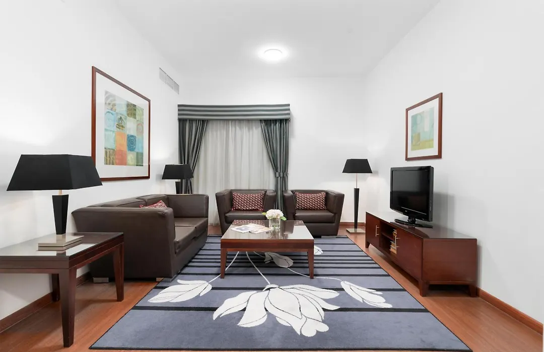 Golden Sands Hotel&Residences-1