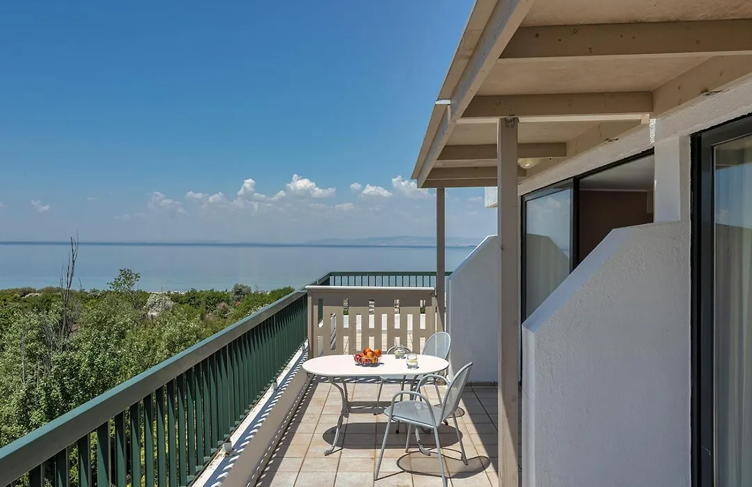 Sun Beach Hotel-1