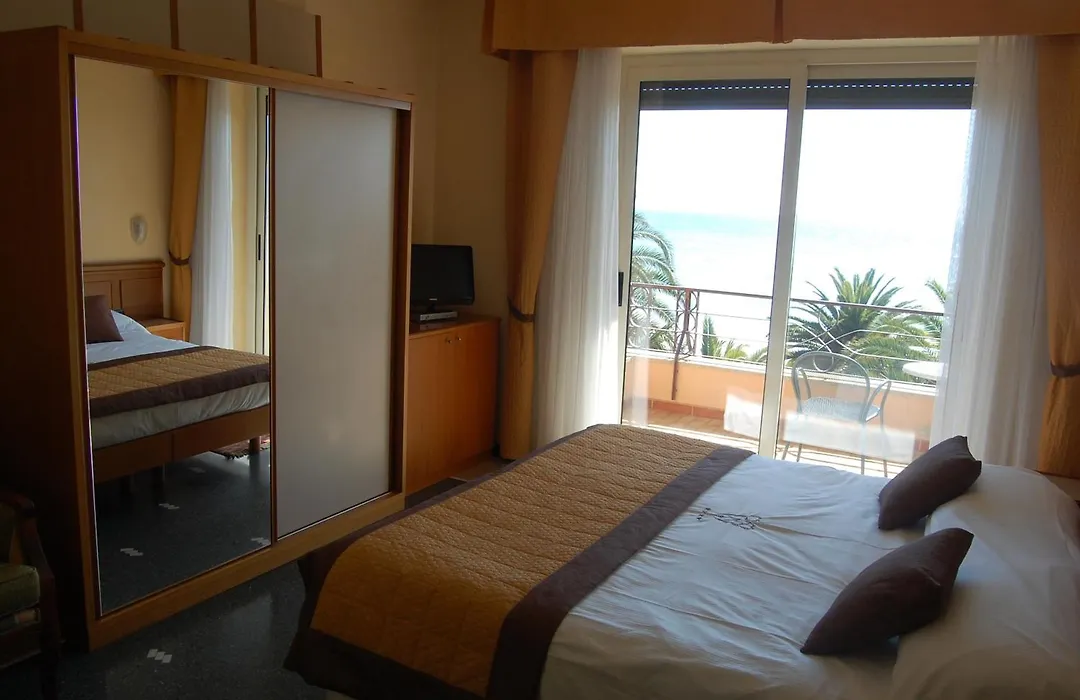Grand Hotel Moroni-1