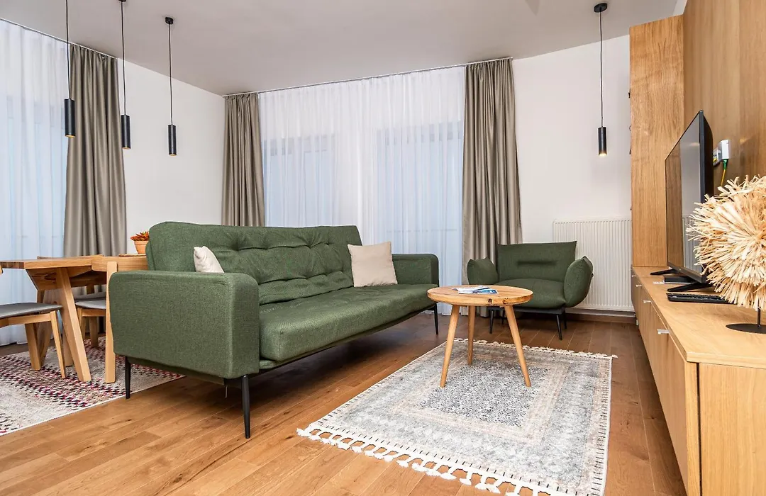 Aparthotel Rajska-1
