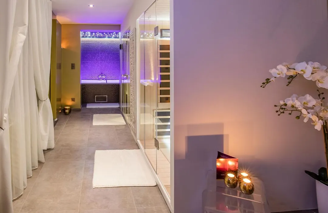 Le Clos des Thermes Suites de Luxe avec wellness privatif-1