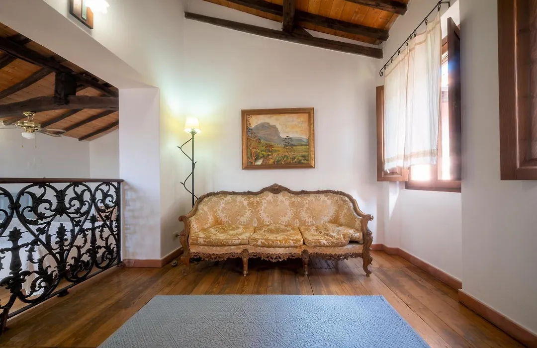 Casa Camboni-Dimora Storica Bed&Breakfast-1