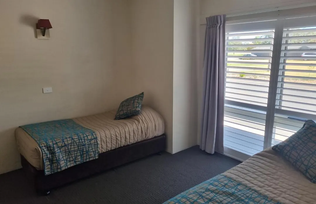 Australian Homestead Motor Lodge-1