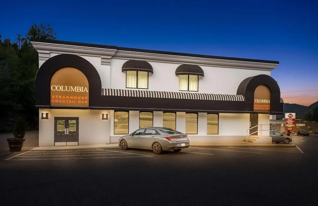 Best Western Plus Columbia River Hotel-1