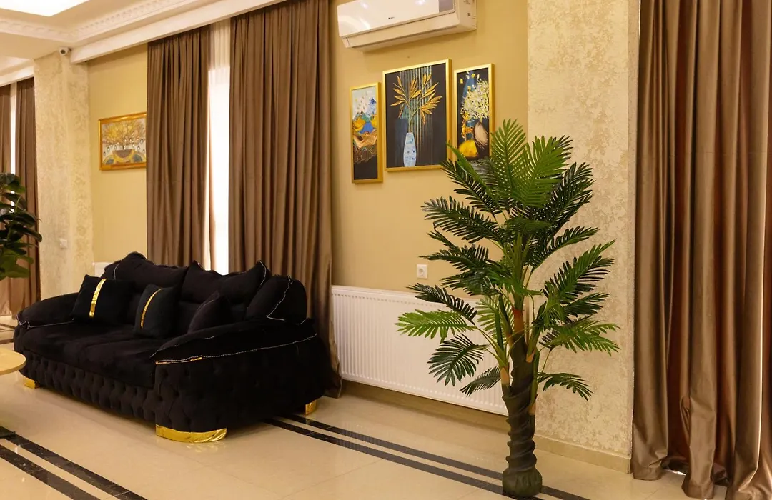 Hotel Grand Palace-1