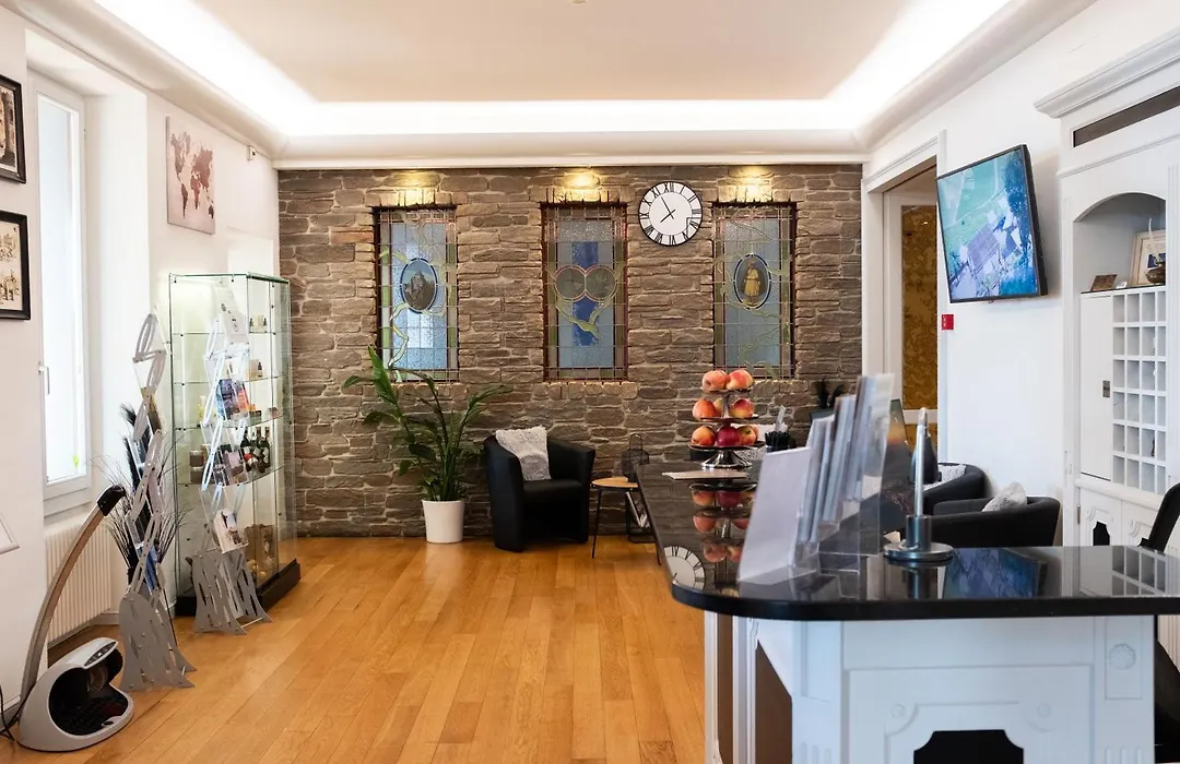 Baron Tavernier Hotel Restaurant&SPA-1