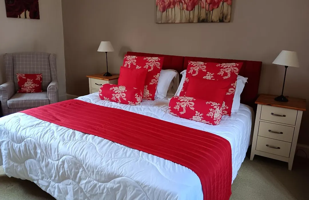 Buckley Farmhouse Bed And Breakfast-1