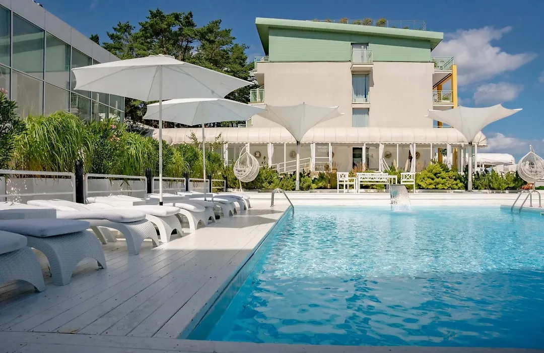 Hotel Bryza Resort & Spa-1